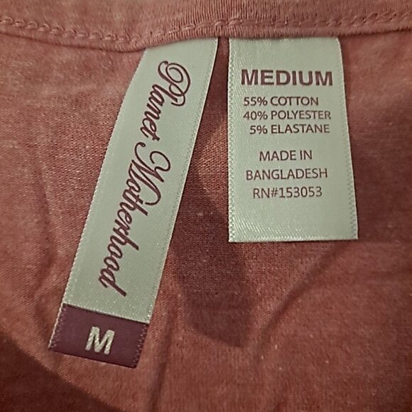 Planetmotherhood Ladies Maternity "A Little More to Love "Screen Printed Tee - Picture 3 of 3